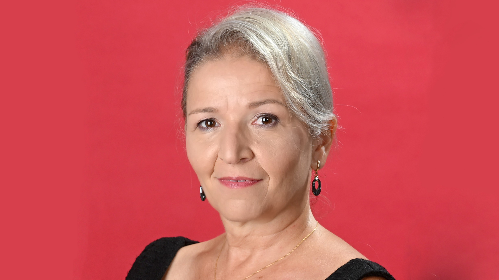 ЗА АВТОРА